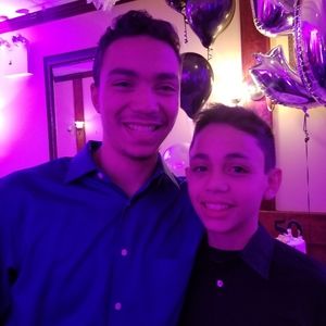 Meet your Posher, Elizabeth